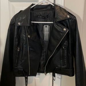 Never worn lioness cropped biker jacket